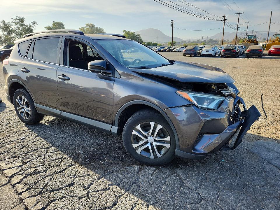 Продажа на аукционе авто 2017 Toyota Rav4, vin: JTMBFREV4HJ134337, номер лота: 62650986