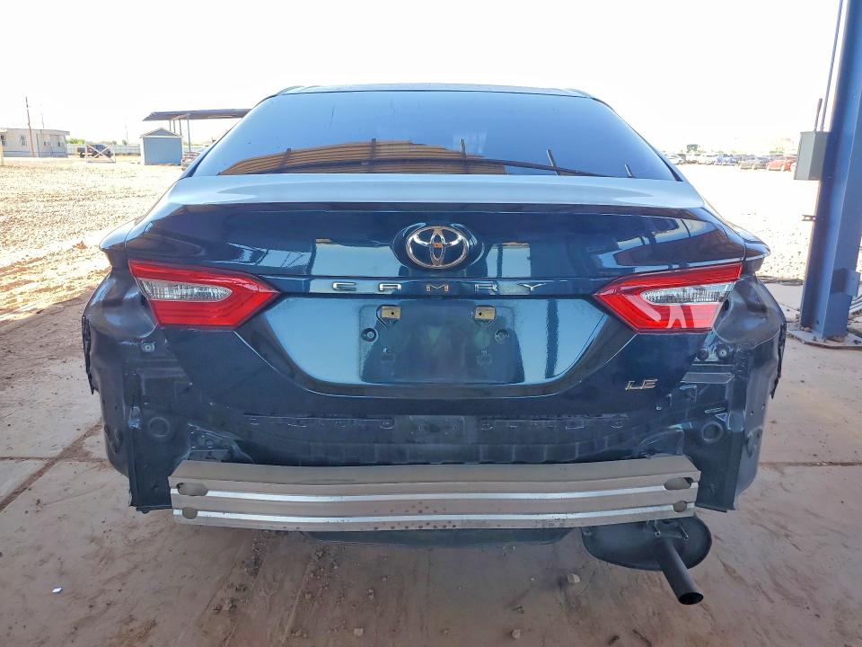 2018 Toyota Camry მანქანა იყიდება აუქციონზე, vin: 4T1B11HK8JU585210, აუქციონის ნომერი: 60171916