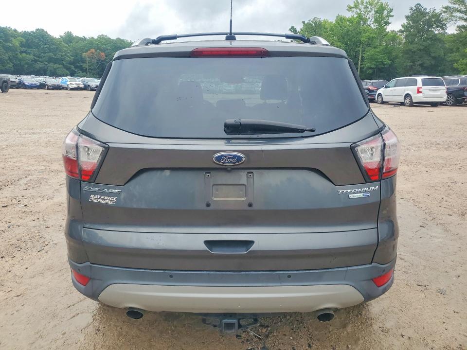62112296 :رقم المزاد ، 1FMCU9JD2HUA86564 vin ، 2017 Ford Escape مزاد بيع