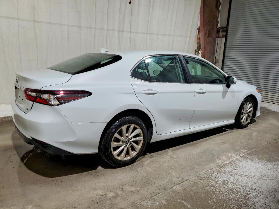 Продажа на аукционе авто 2023 Toyota Camry, vin: 4T1C11AK1PU111672, номер лота: 60924396