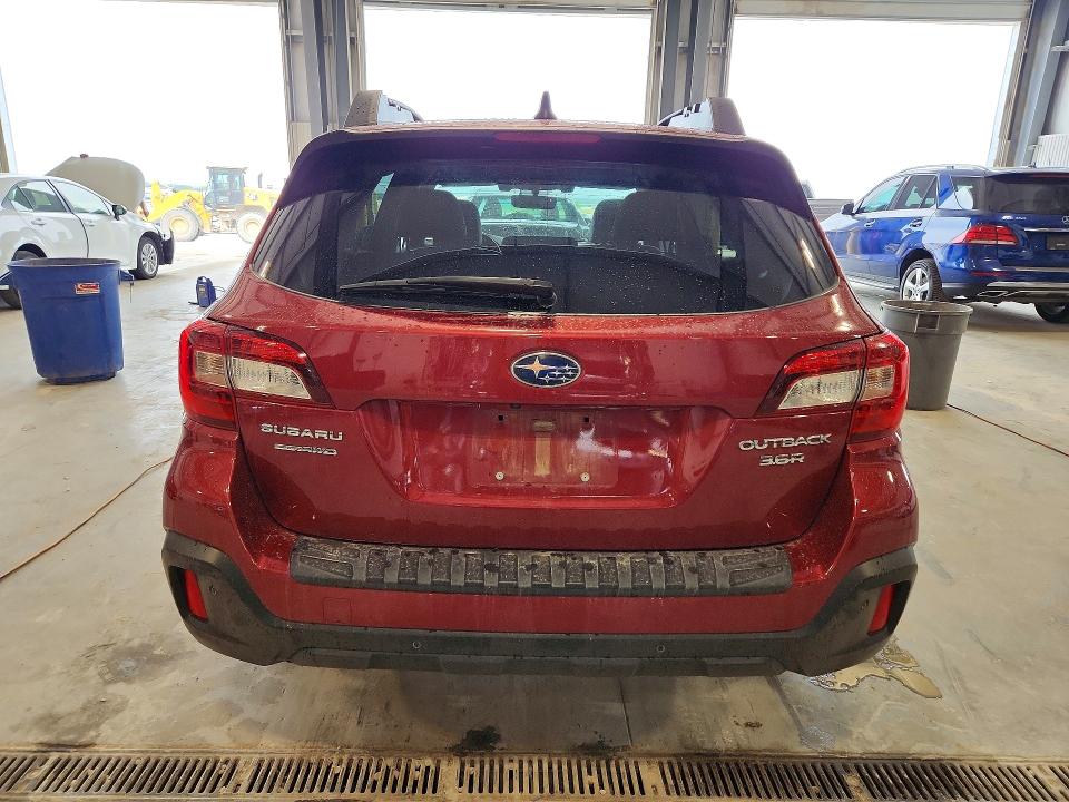 61717236 :رقم المزاد ، 4S4BSENC1J3336142 vin ، 2018 Subaru Outback مزاد بيع