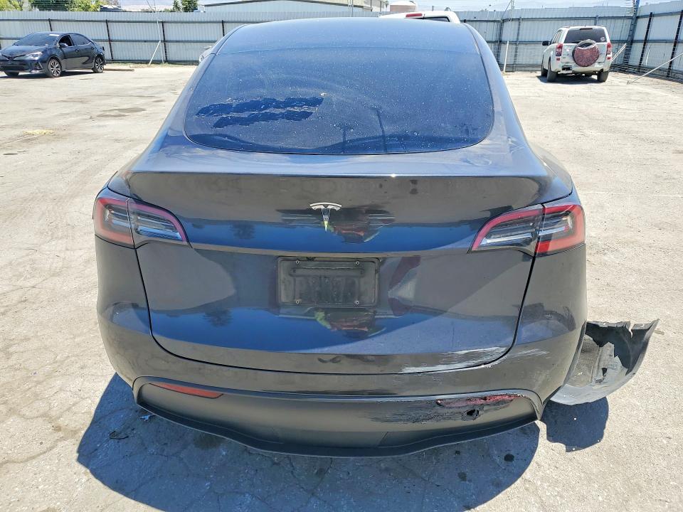 Auction sale of the 2025 Tesla Model Y, vin: 7SAYGDED7SF240686, lot number: 59832856