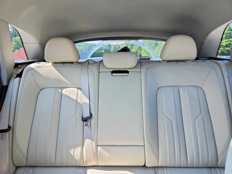 62314606 :رقم المزاد ، WA1AAAGE8MB038315 vin ، 2021 Audi E-tron مزاد بيع