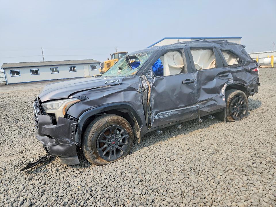 62097536 :رقم المزاد ، 7SVAAABA2SX050623 vin ، 2025 Toyota Sequoia مزاد بيع