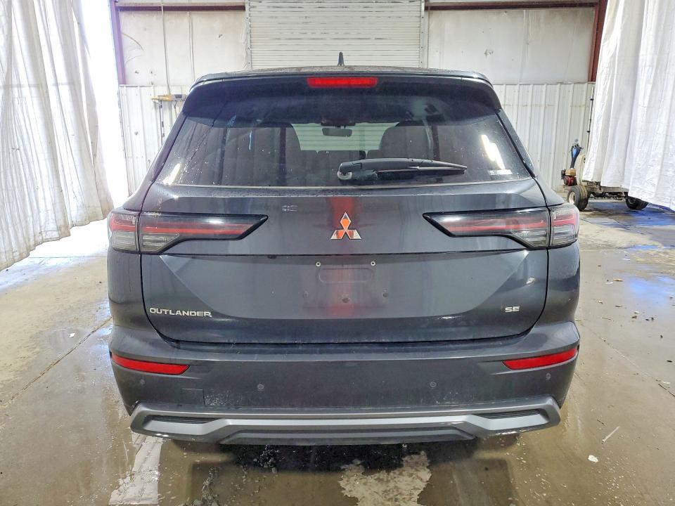 2025 Mitsubishi Outlander მანქანა იყიდება აუქციონზე, vin: JA4J4VA84SZ015183, აუქციონის ნომერი: 62665096
