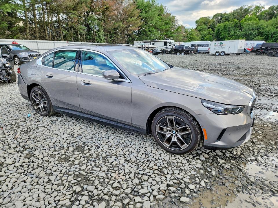 62945836 :رقم المزاد ، WBY33HG09TCW46860 vin ، 2026 Bmw I5 مزاد بيع