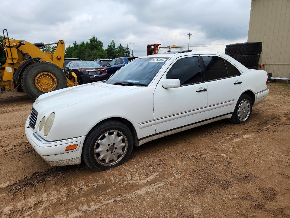 Aukcja sprzedaży 1999 Mercedes-benz E, vin: WDBJF65H3XA824307, numer aukcji: 62752856