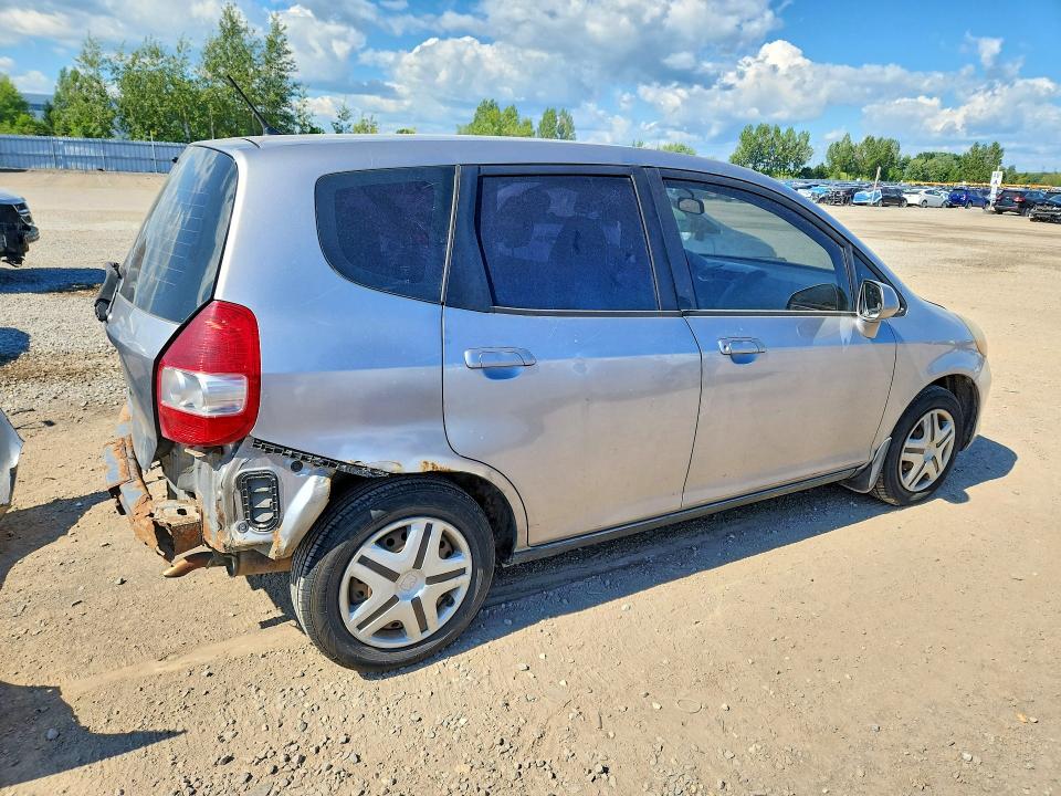 63312636 :رقم المزاد ، JHMGD38437S818833 vin ، 2007 Honda Fit مزاد بيع