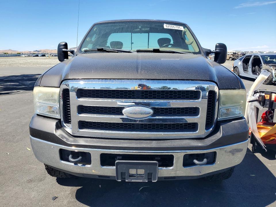 2005 Ford F250 მანქანა იყიდება აუქციონზე, vin: 1FTSX21P05EB21584, აუქციონის ნომერი: 62006706