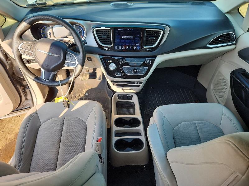 60665736 :رقم المزاد ، 2C4RC1H72HR500703 vin ، 2017 Chrysler Pacifica مزاد بيع