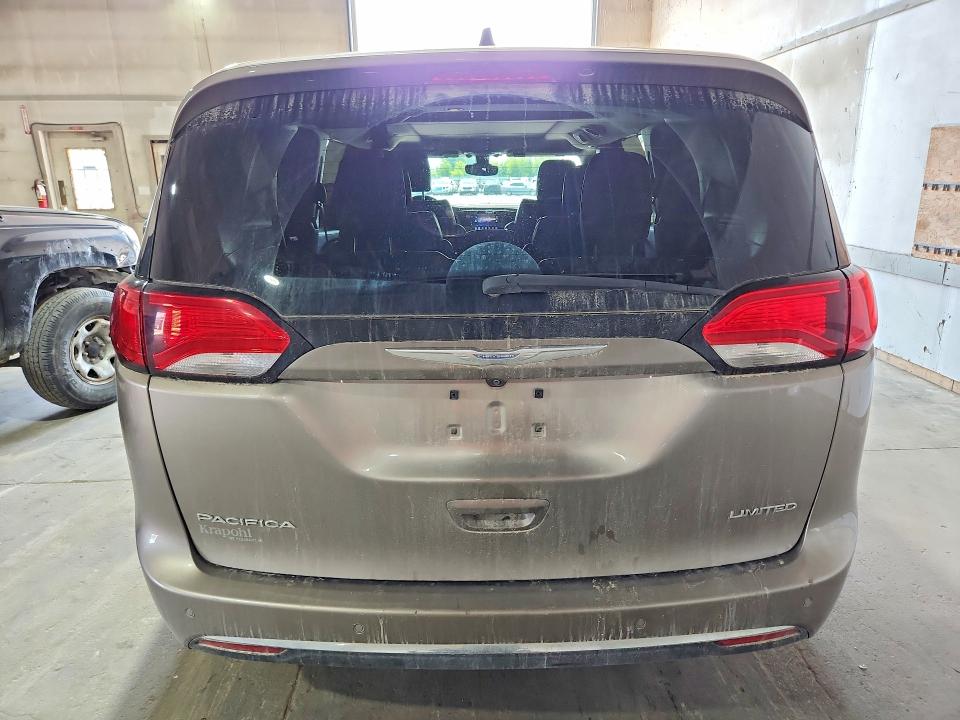 Продаж на аукціоні авто 2017 Chrysler Pacifica, vin: 2C4RC1GG4HR638079, номер лоту: 60621776