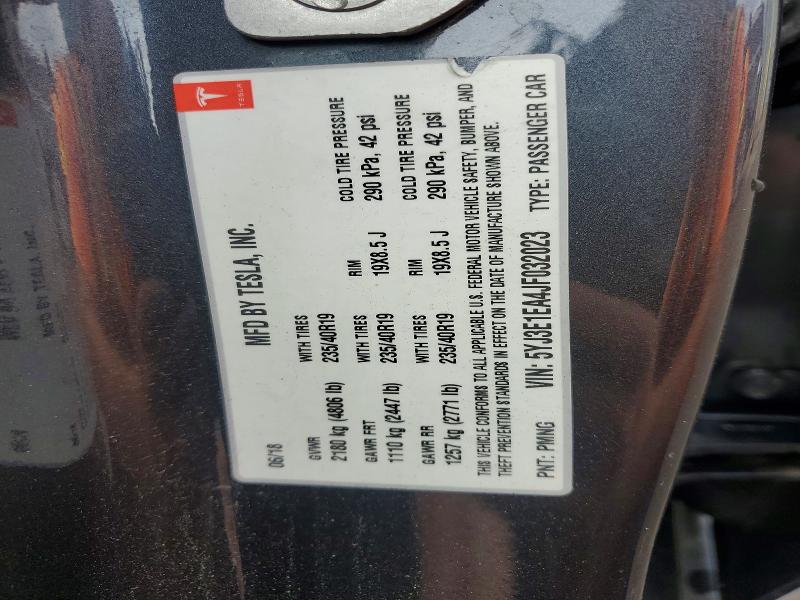 60875026 :رقم المزاد ، 5YJ3E1EA4JF032023 vin ، 2018 Tesla Model 3 مزاد بيع