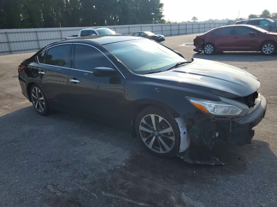 Продажа на аукционе авто 2017 Nissan Altima, vin: 1N4AL3AP7HC135677, номер лота: 59595376