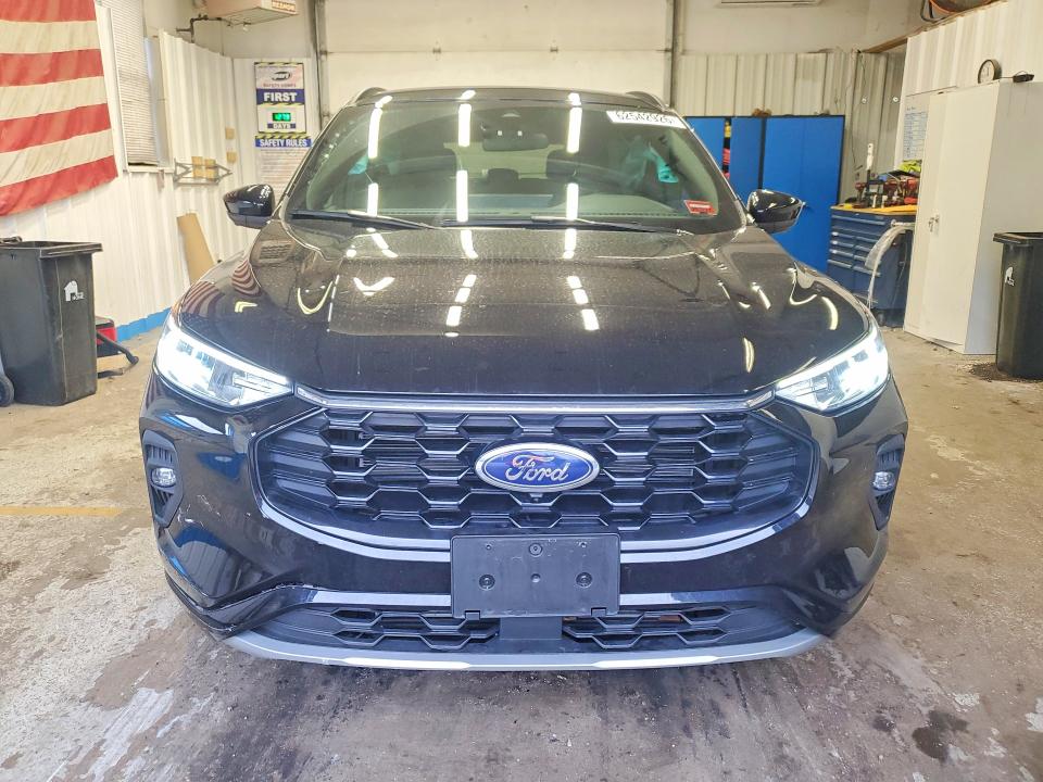 Продаж на аукціоні авто 2023 Ford Escape, vin: 1FMCU9NA7PUB47146, номер лоту: 62542926