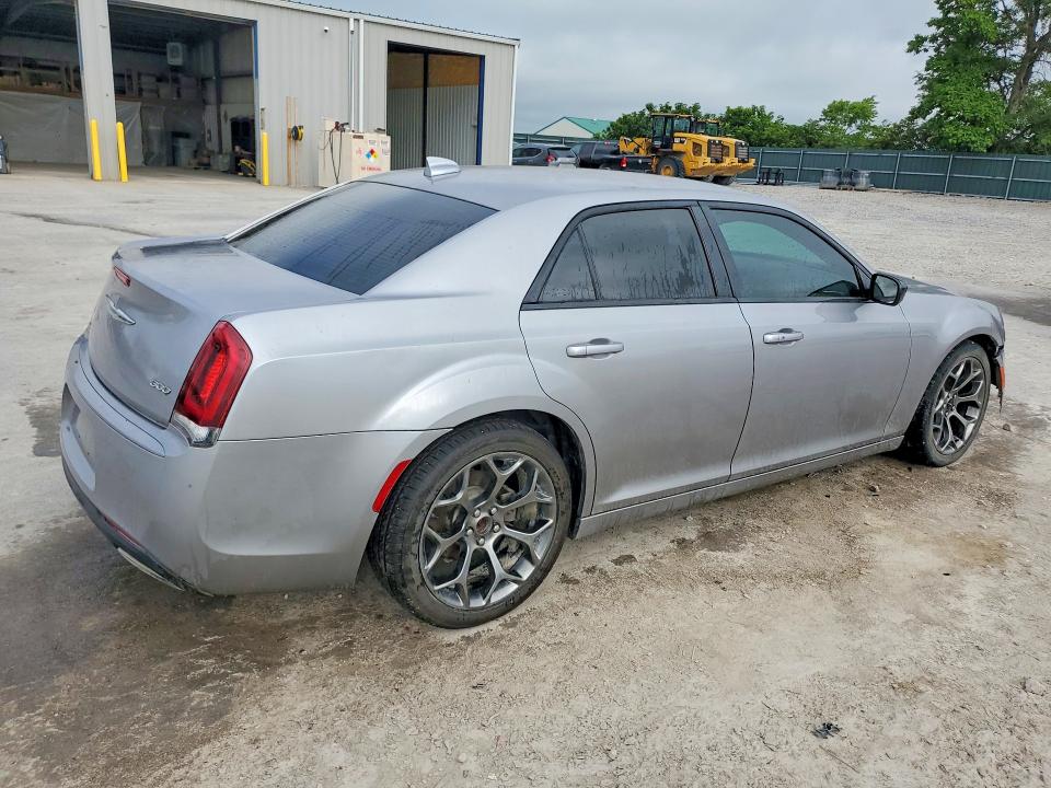 61678246 :رقم المزاد ، 2C3CCAAG5JH264547 vin ، 2018 Chrysler 300 مزاد بيع
