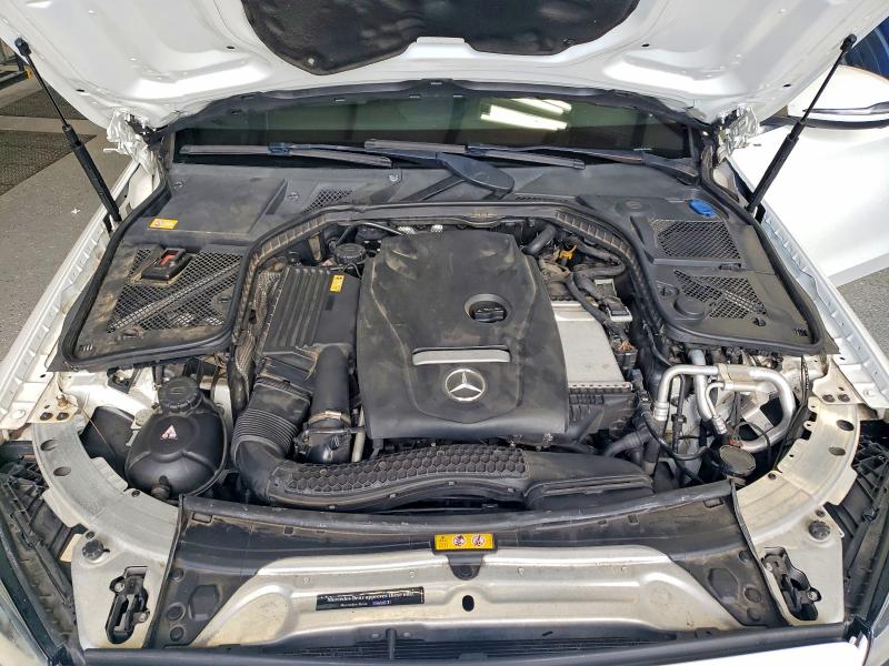 63230346 :رقم المزاد ، WDDWF4JB1GR141266 vin ، 2016 Mercedes-benz C مزاد بيع