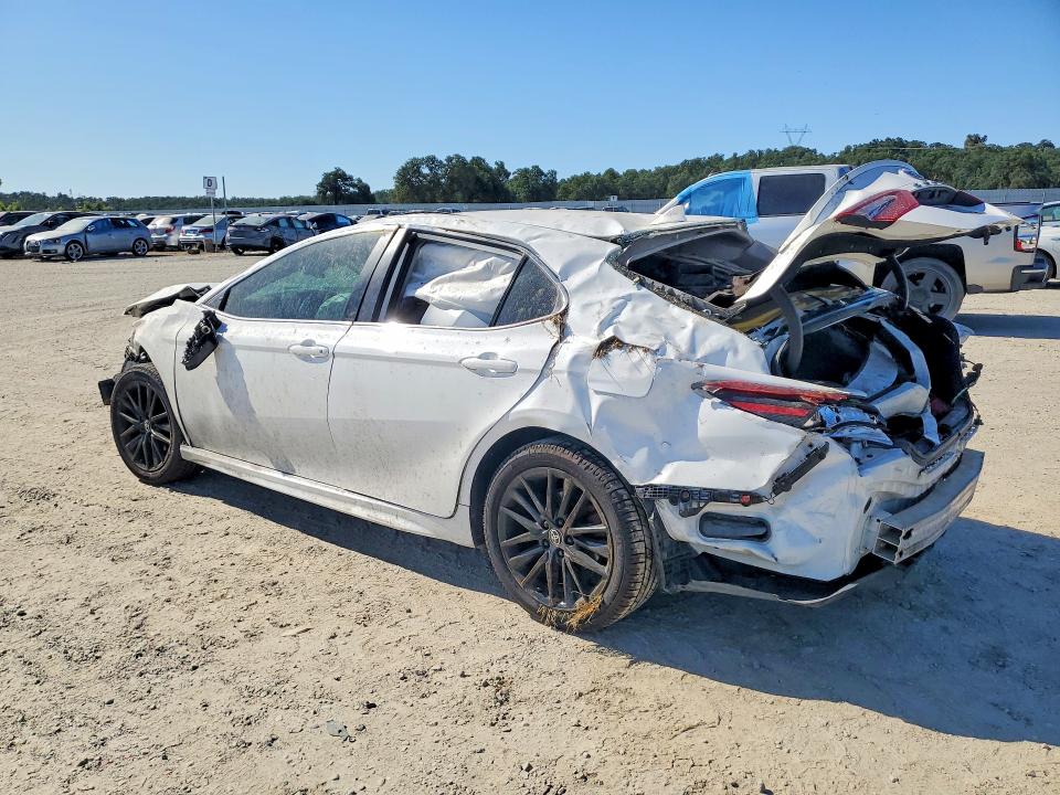 Продаж на аукціоні авто 2021 Toyota Camry, vin: 4T1G11AK0MU541772, номер лоту: 85984105