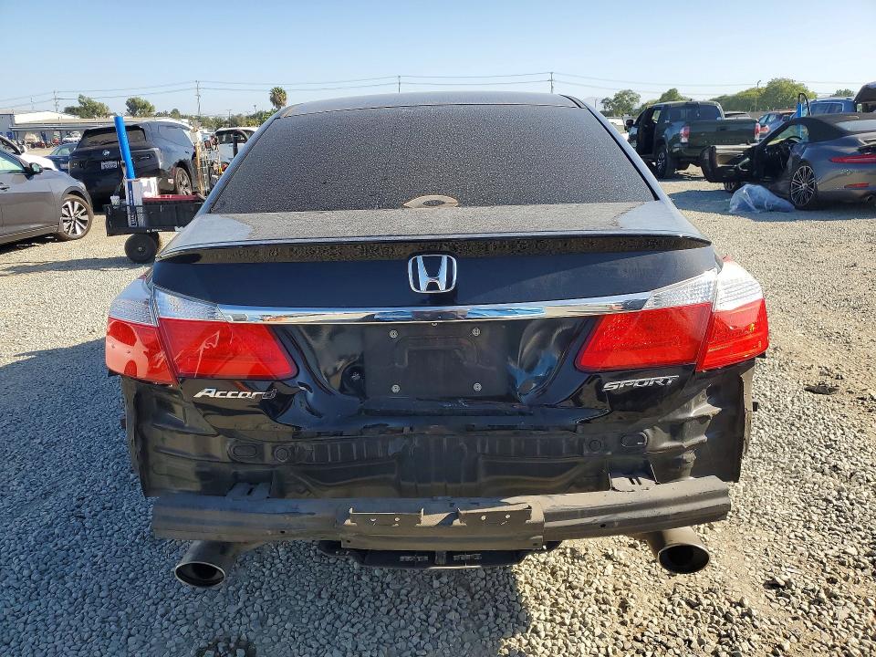 2015 Honda Accord მანქანა იყიდება აუქციონზე, vin: 1HGCR2F56FA228560, აუქციონის ნომერი: 60126646