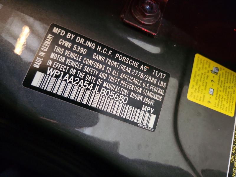 62749646 :رقم المزاد ، WP1AA2A54JLB05680 vin ، 2018 Porsche Macan مزاد بيع