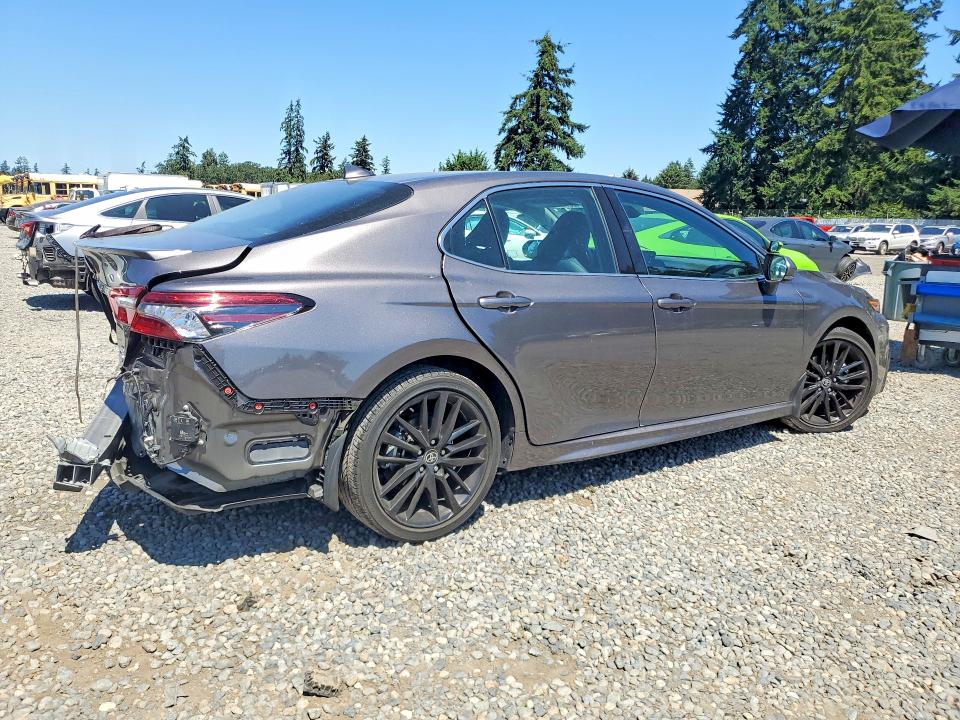 62423746 :رقم المزاد ، 4T1K31AK0PU615443 vin ، 2023 Toyota Camry مزاد بيع