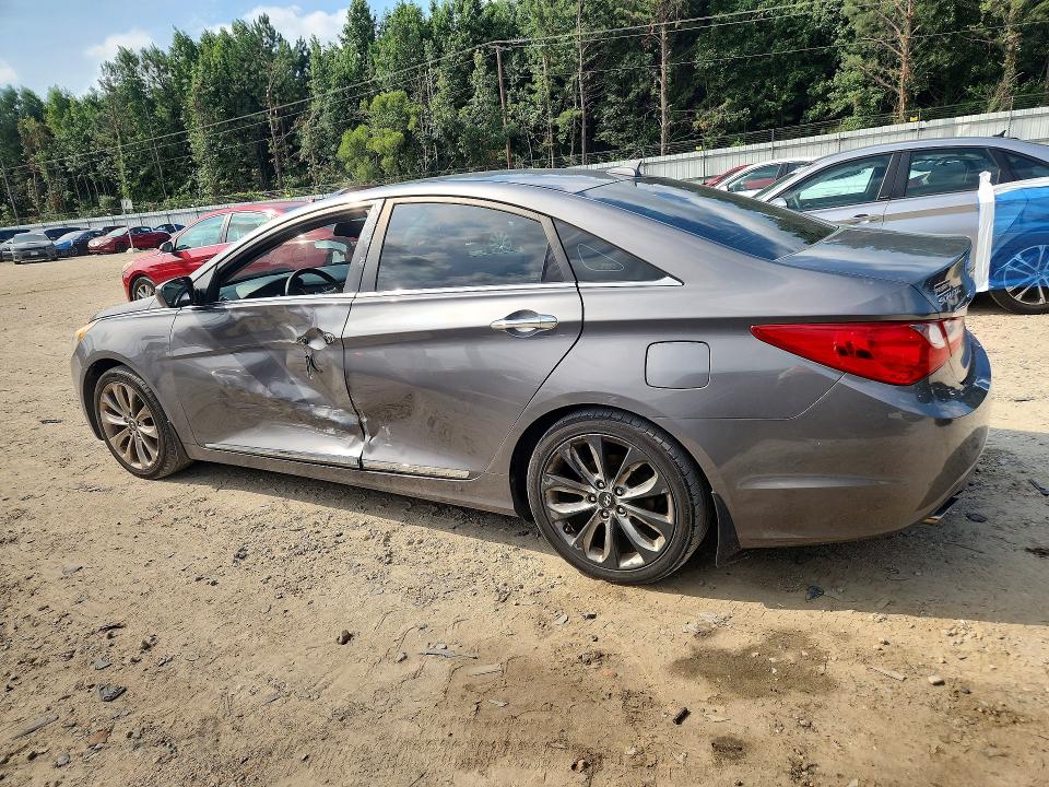 61664316 :رقم المزاد ، 5NPEC4AC2CH384271 vin ، 2012 Hyundai Sonata مزاد بيع