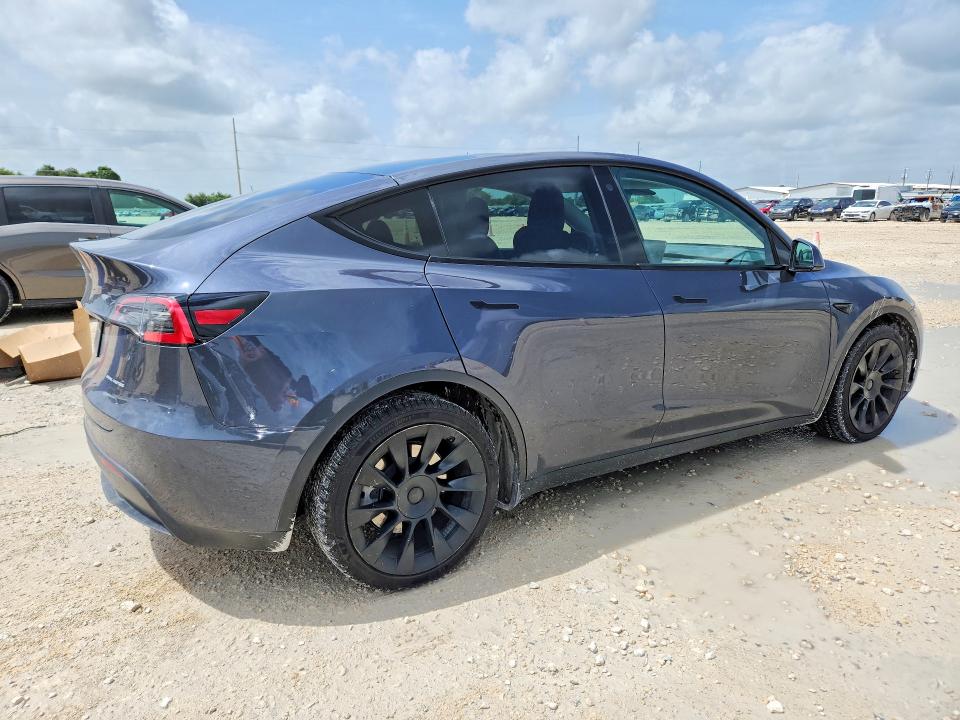 Продаж на аукціоні авто 2021 Tesla Model Y, vin: 5YJYGDEE3MF076670, номер лоту: 61512026