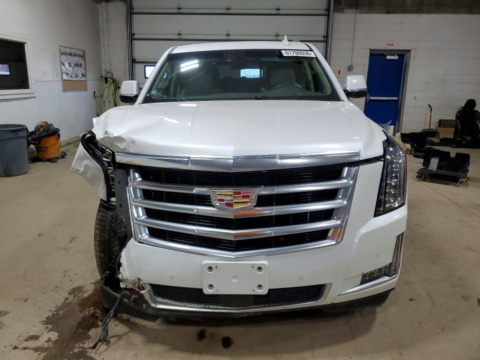 61700056 :رقم المزاد ، 1GYS4CKJXHR329410 vin ، 2017 Cadillac Escalade مزاد بيع
