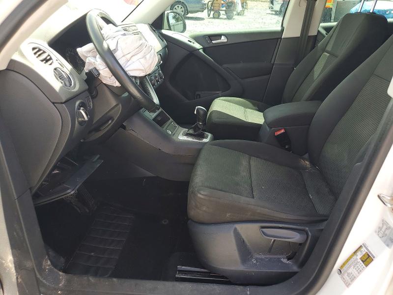 2017 Volkswagen Tiguan მანქანა იყიდება აუქციონზე, vin: WVGAV7AX6HK042498, აუქციონის ნომერი: 60554896