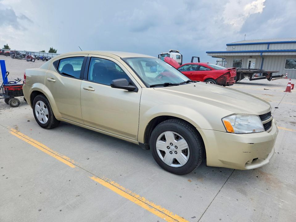 61914526 :رقم المزاد ، 1B3CC4FB1AN174069 vin ، 2010 Dodge Avenger مزاد بيع