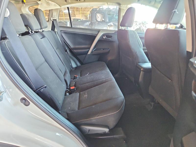 59847176 :رقم المزاد ، 2T3WFREV7JW473232 vin ، 2018 Toyota Rav4 مزاد بيع
