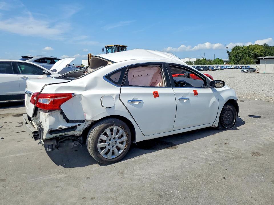 Продажа на аукционе авто 2016 Nissan Sentra, vin: 3N1AB7AP0GY300692, номер лота: 62204506