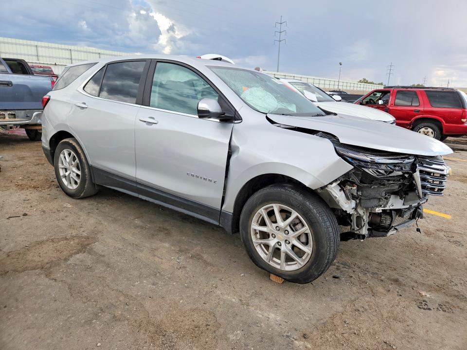 62981196 :رقم المزاد ، 3GNAXKEV2NL104197 vin ، 2022 Chevrolet Equinox مزاد بيع