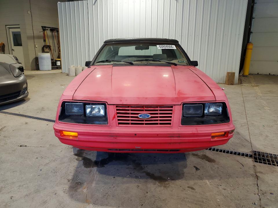 60808666 :رقم المزاد ، 1FABP2735EF117972 vin ، 1984 Ford Mustang مزاد بيع