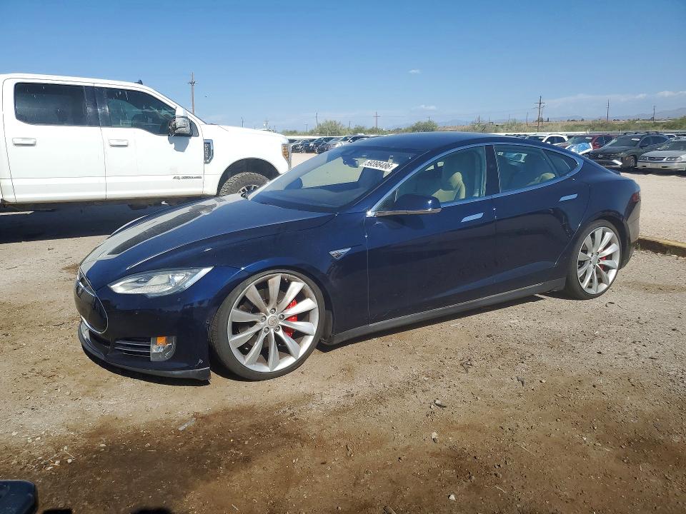 Продажа на аукционе авто 2015 Tesla Model S, vin: 5YJSA1H21FFP69795, номер лота: 59398486
