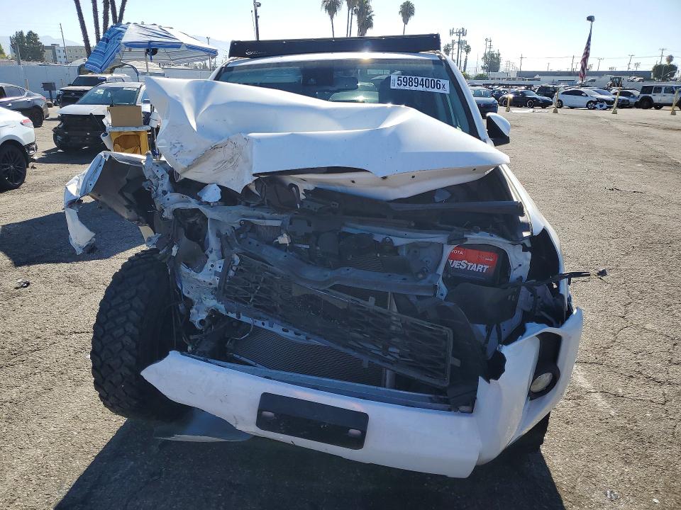 Продажа на аукционе авто 2020 Toyota 4runner, vin: JTEBU5JR4L5781633, номер лота: 59894006