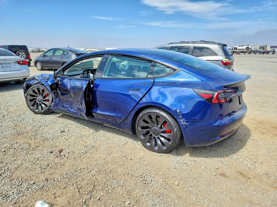 Продаж на аукціоні авто 2023 Tesla Model 3, vin: 5YJ3E1EC9PF494152, номер лоту: 60995136