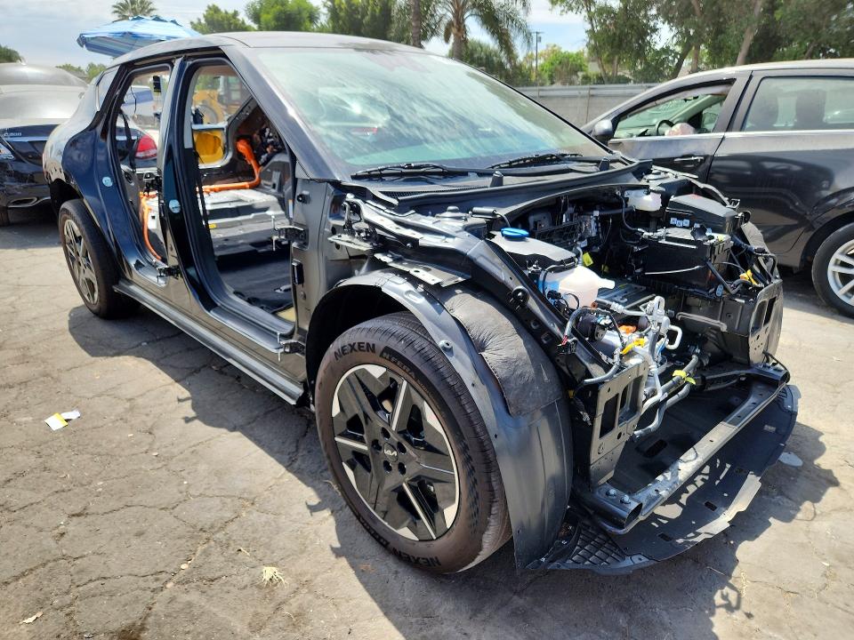 Продажа на аукционе авто 2025 Kia Ev6, vin: 5XYC34JA5SG013214, номер лота: 61314156