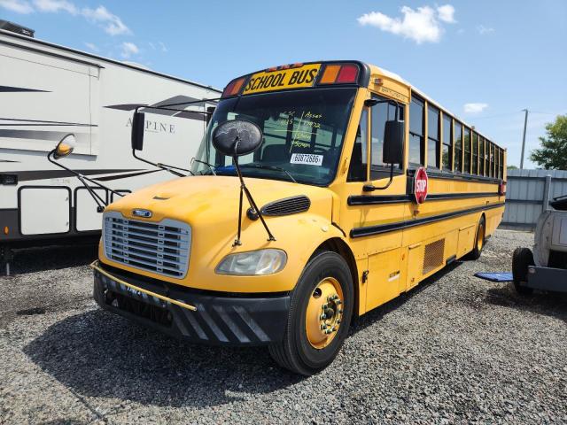 60872686 :رقم المزاد ، 4UZABRDT3ACAN9727 vin ، 2010 Freightliner Chassis مزاد بيع