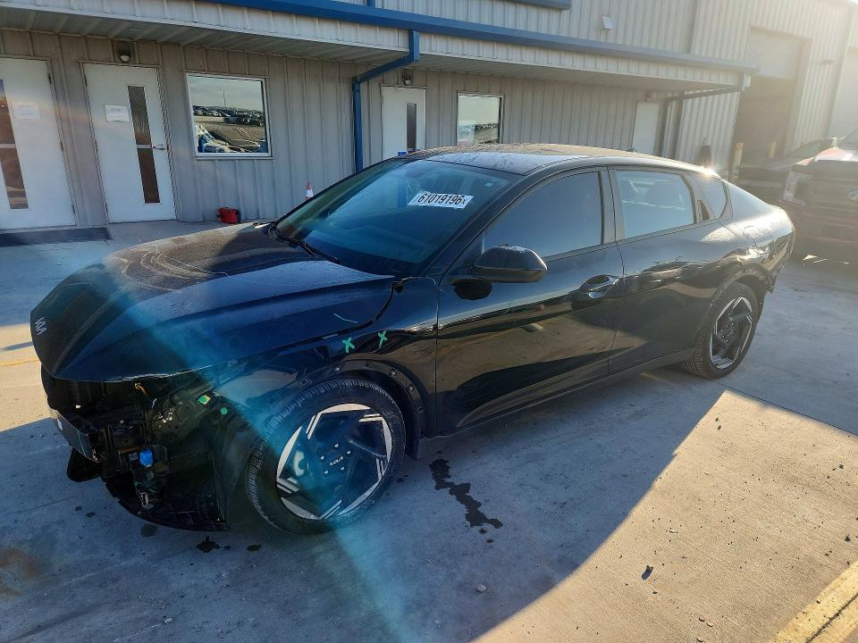 61019196 :رقم المزاد ، 3KPFU4DE5SE016247 vin ، 2025 Kia K4 مزاد بيع