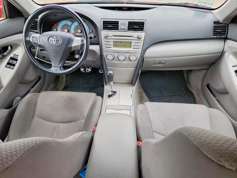 61866736 :رقم المزاد ، 4T1BF3EKXAU056553 vin ، 2010 Toyota Camry مزاد بيع