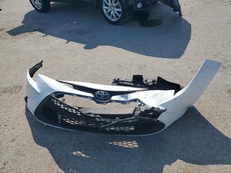 61769746 :رقم المزاد ، 5YFEPMAE6NP332704 vin ، 2022 Toyota Corolla مزاد بيع