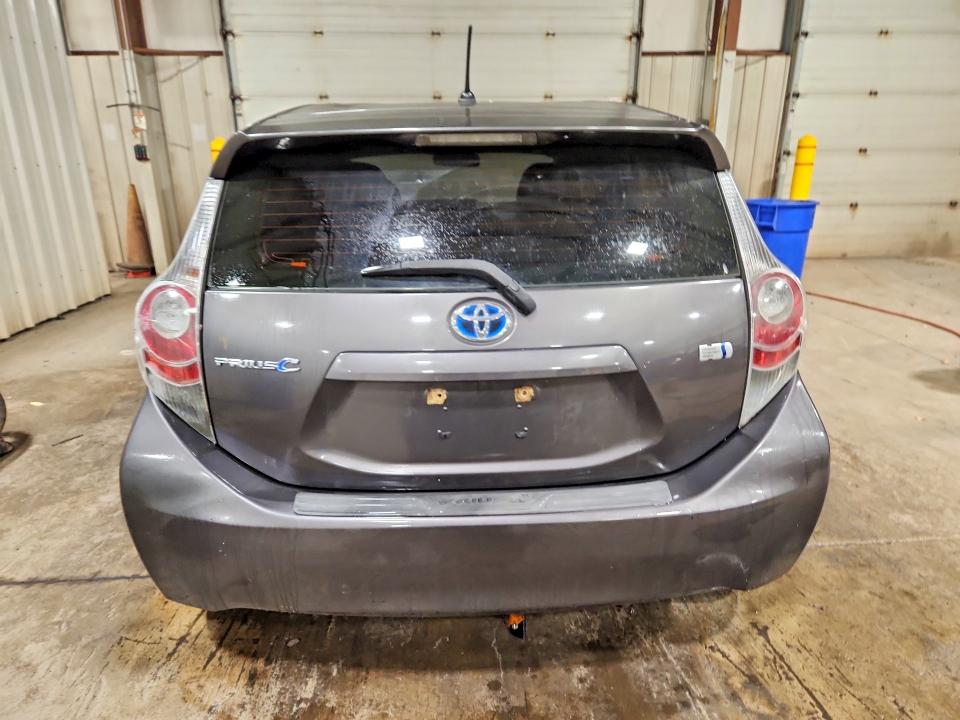 Продажа на аукционе авто 2012 Toyota Prius C, vin: JTDKDTB3XC1507220, номер лота: 61537836