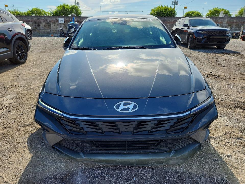 2026 Hyundai Elantra მანქანა იყიდება აუქციონზე, vin: KMHLM4DG7TU177587, აუქციონის ნომერი: 63054076