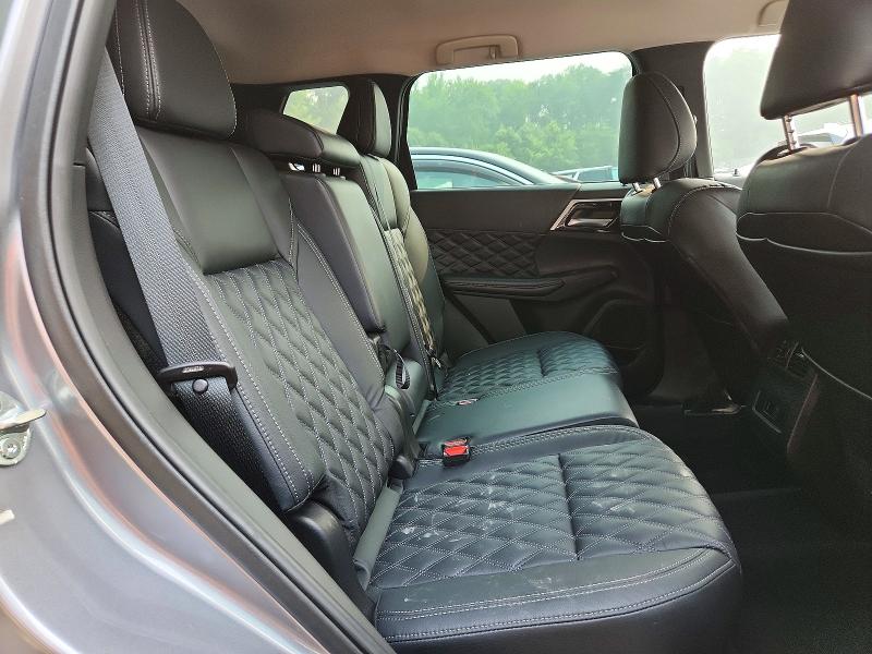 61607126 :رقم المزاد ، JA4J4VA84NZ072925 vin ، 2022 Mitsubishi Outlander مزاد بيع
