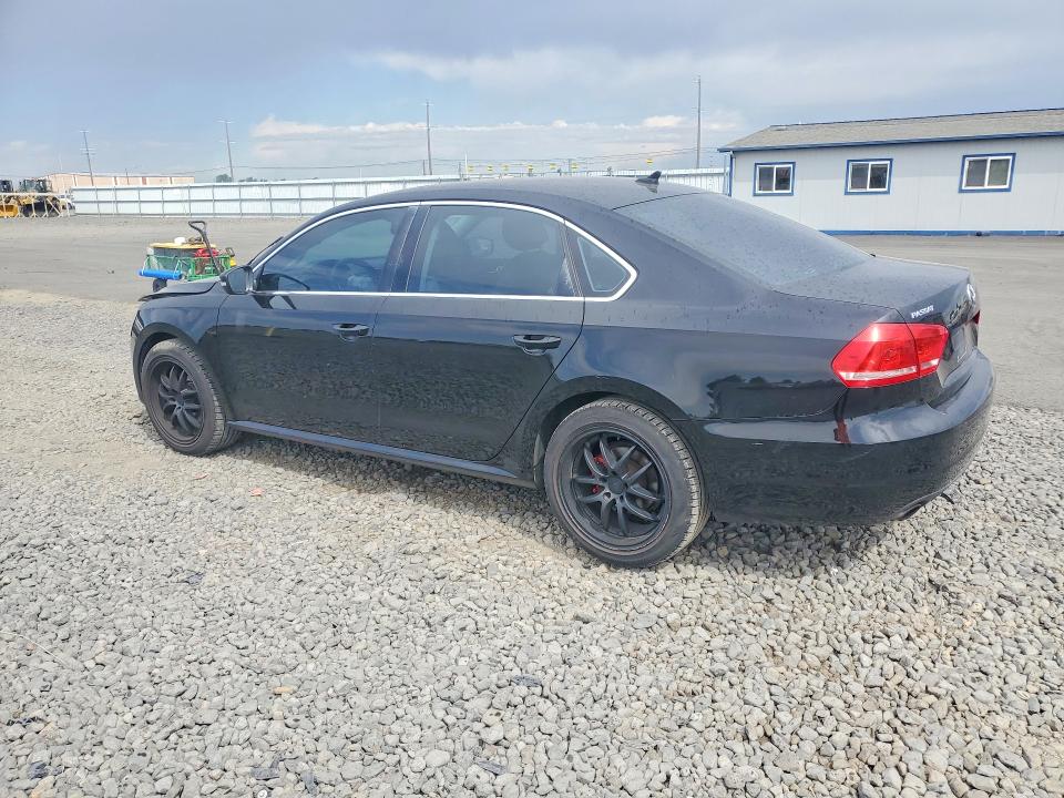 61380136 :رقم المزاد ، 1VWBH7A3XEC002490 vin ، 2014 Volkswagen Passat مزاد بيع