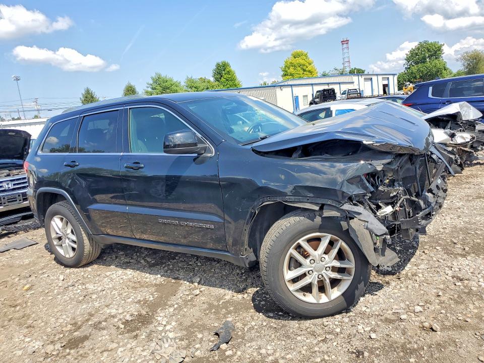 62261076 :رقم المزاد ، 1C4RJFAGXJC166142 vin ، 2018 Jeep Grand Cherokee مزاد بيع