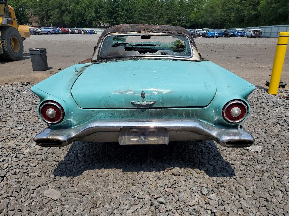 63016056 :رقم المزاد ، D7FH296873 vin ، 1957 Ford Thundrbird مزاد بيع