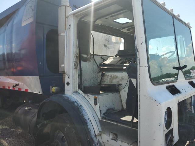 62078826 :رقم المزاد ، 1M2K189C45M027554 vin ، 2005 Mack Mr600 مزاد بيع