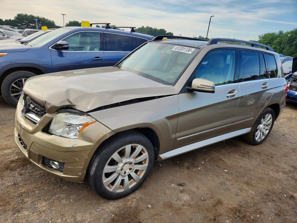 61201136 :رقم المزاد ، WDCGG8HB5AF320731 vin ، 2010 Mercedes-benz Glk مزاد بيع