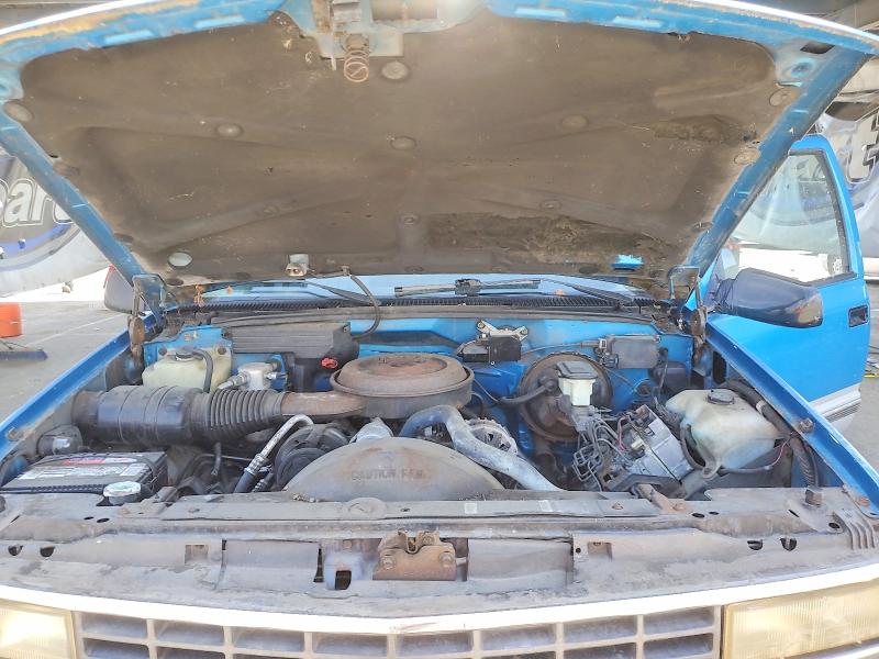 1992 Chevrolet Suburban მანქანა იყიდება აუქციონზე, vin: 1GNFK16K5NJ322905, აუქციონის ნომერი: 59865816